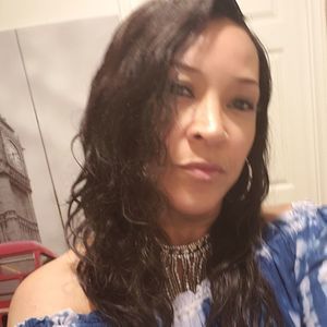 Meet your Posher, Cynthia